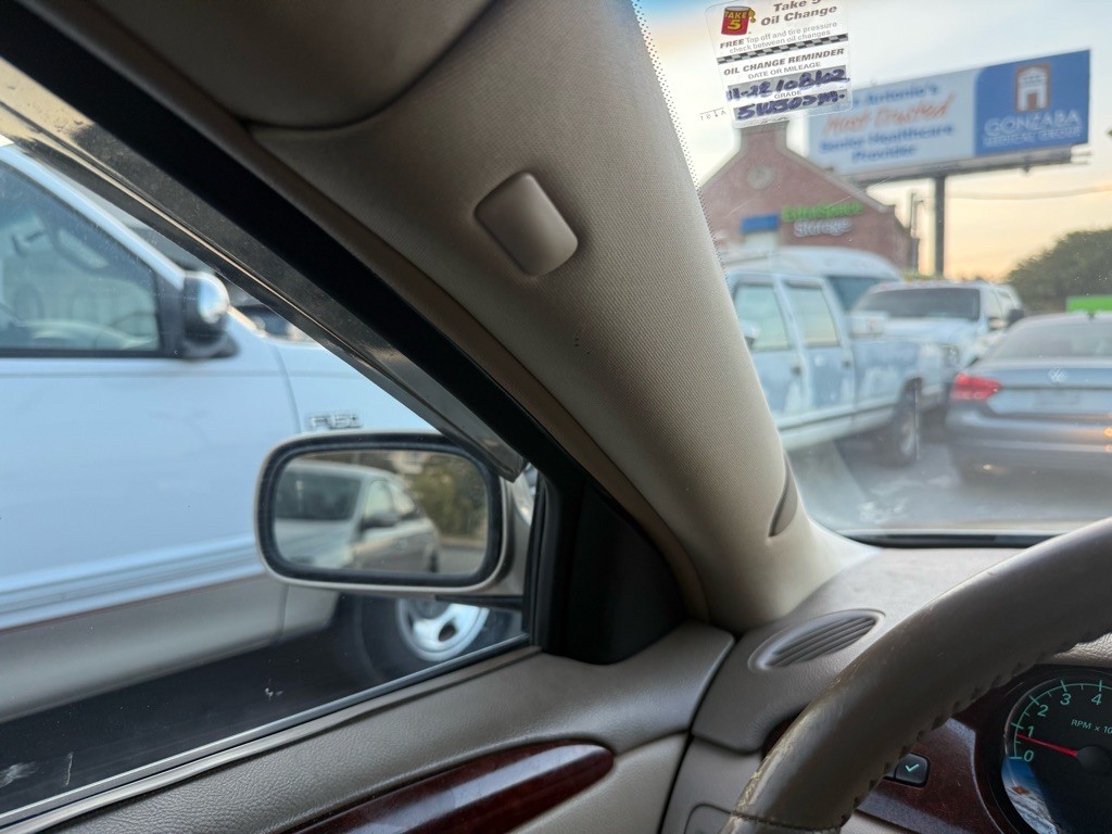 2006 Buick Lucerne Image 30