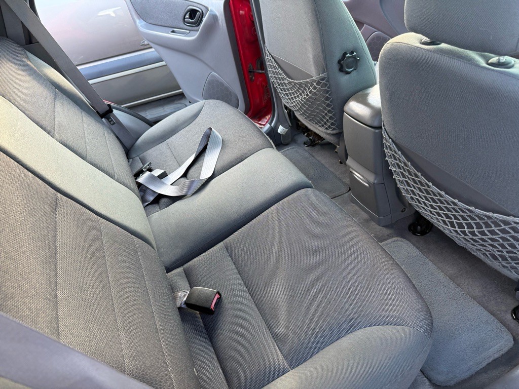 2002 Ford Escape Image 15
