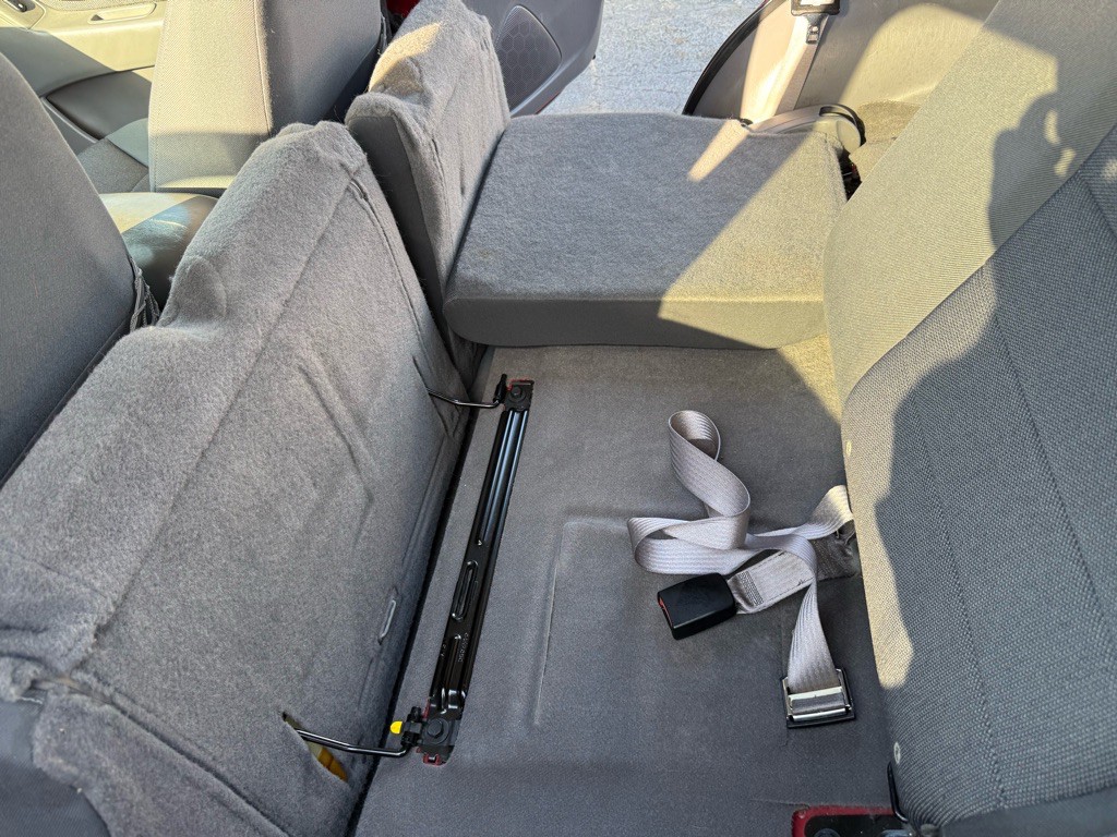 2002 Ford Escape Image 21