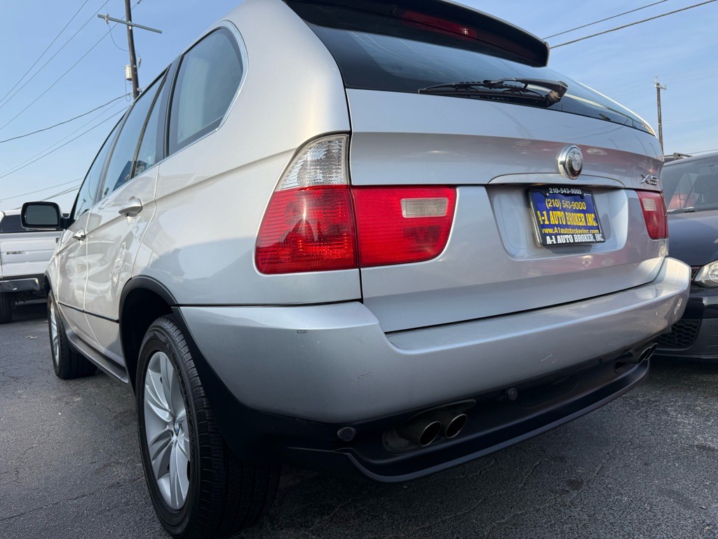 2006 BMW X5 Image 2