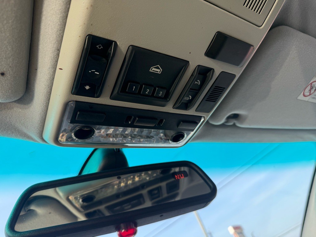 2006 BMW X5 Image 38