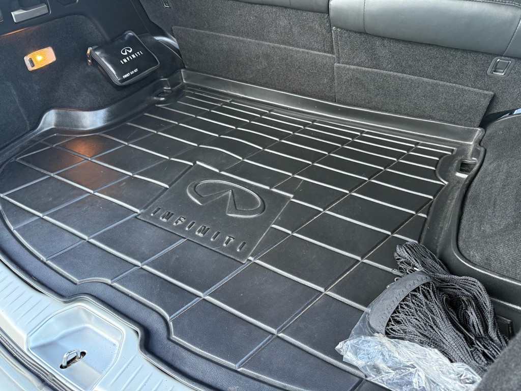 2006 INFINITI FX35 Image 8