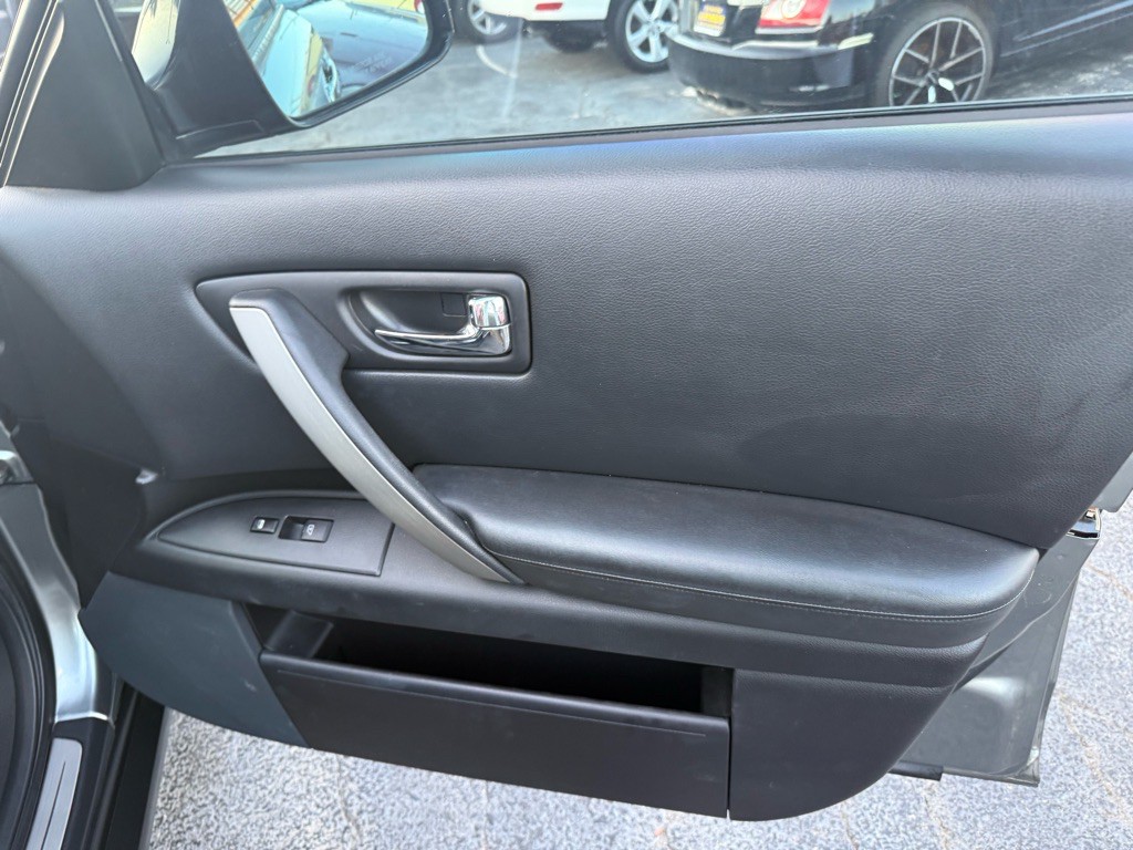 2006 INFINITI FX35 Image 39