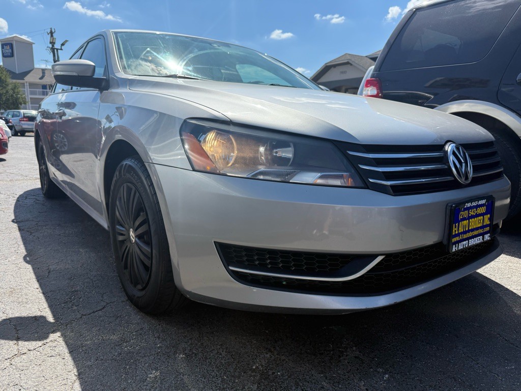 2014 Volkswagen Passat Image 5