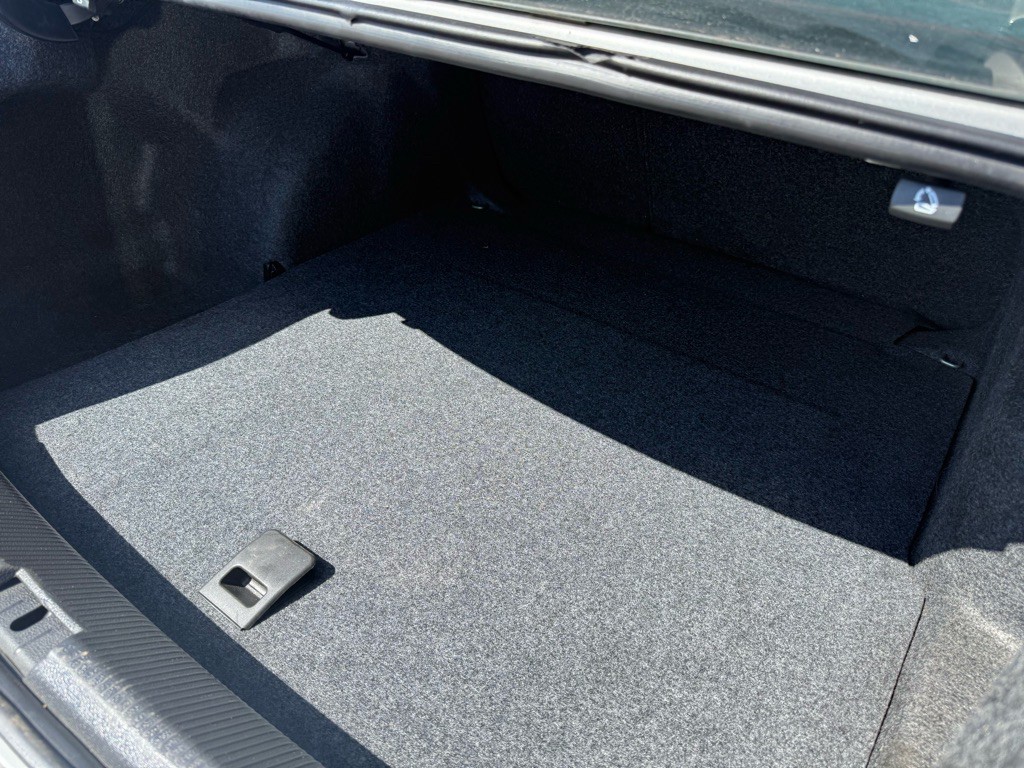2014 Volkswagen Passat Image 12