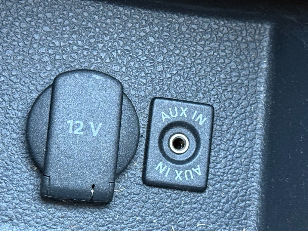 2014 Volkswagen Passat Image 20