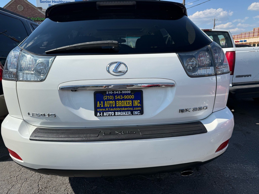 2004 Lexus RX Image 3