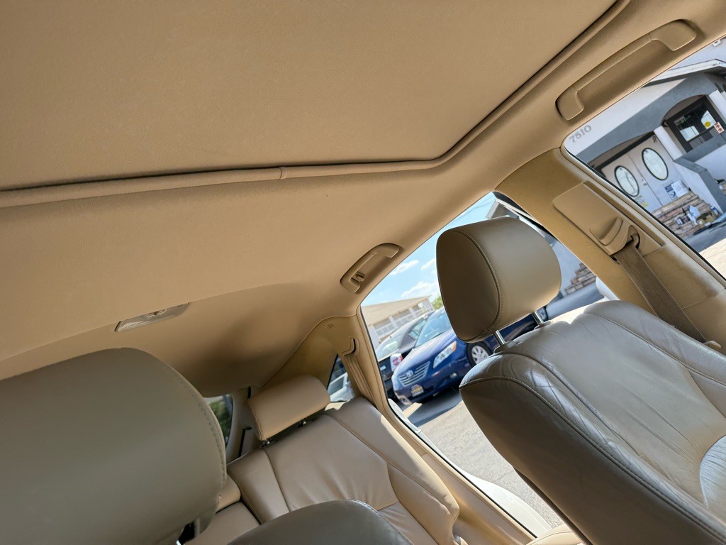 2004 Lexus RX Image 29
