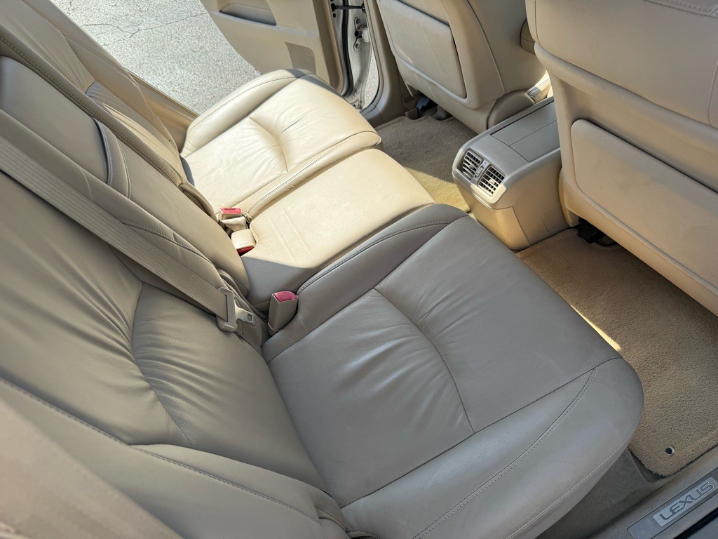 2004 Lexus RX Image 30