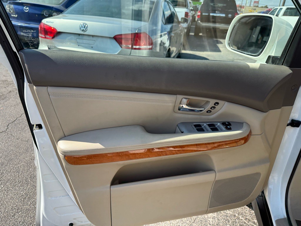 2004 Lexus RX Image 36