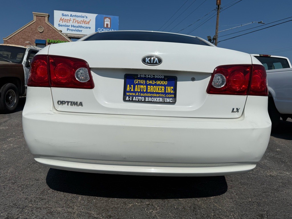 2008 Kia Optima Image 3