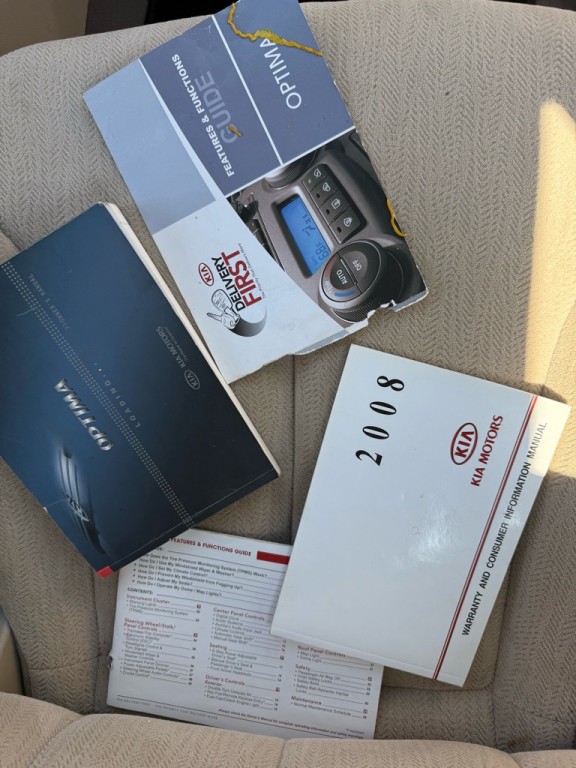 2008 Kia Optima Image 34