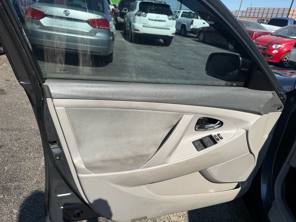 2007 Toyota Camry Image 8