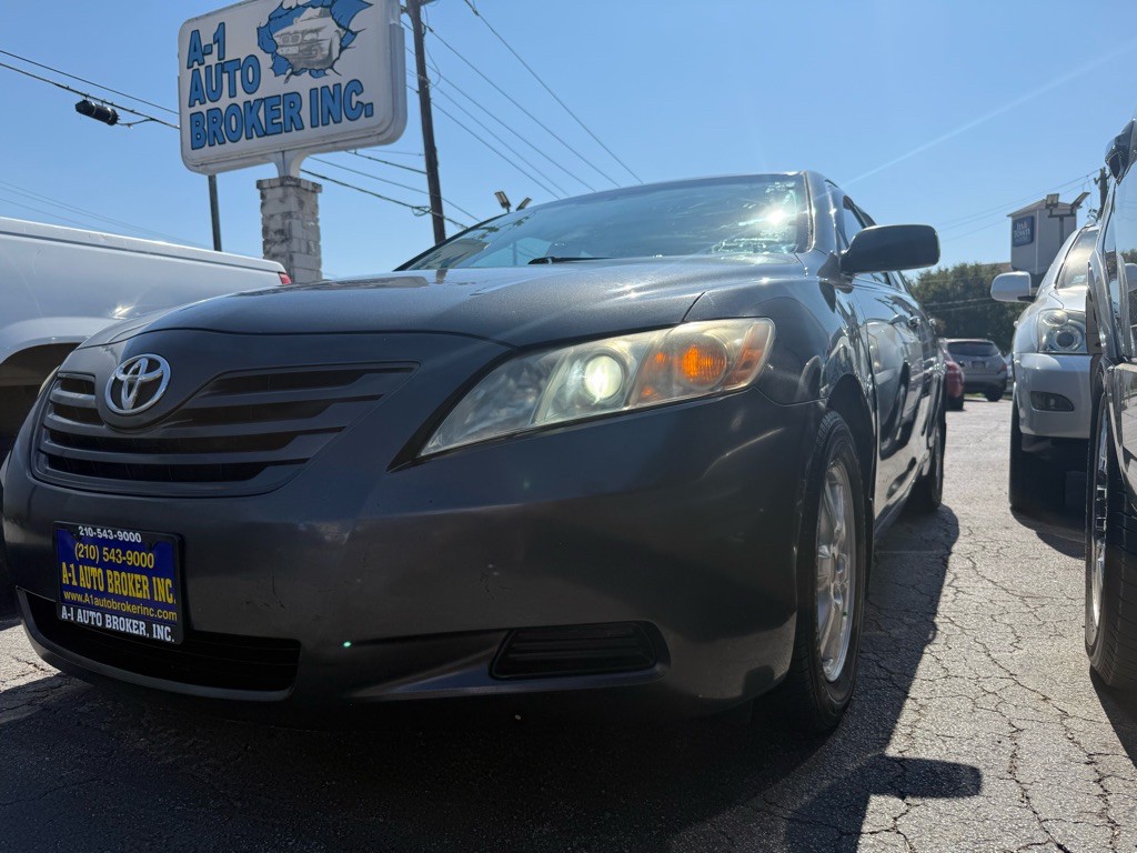 2007 Toyota Camry Image 1