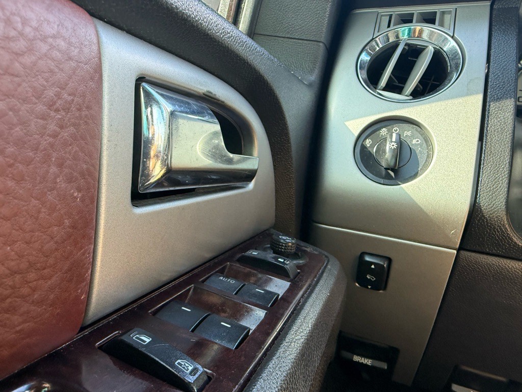 2008 Ford Expedition Image 18