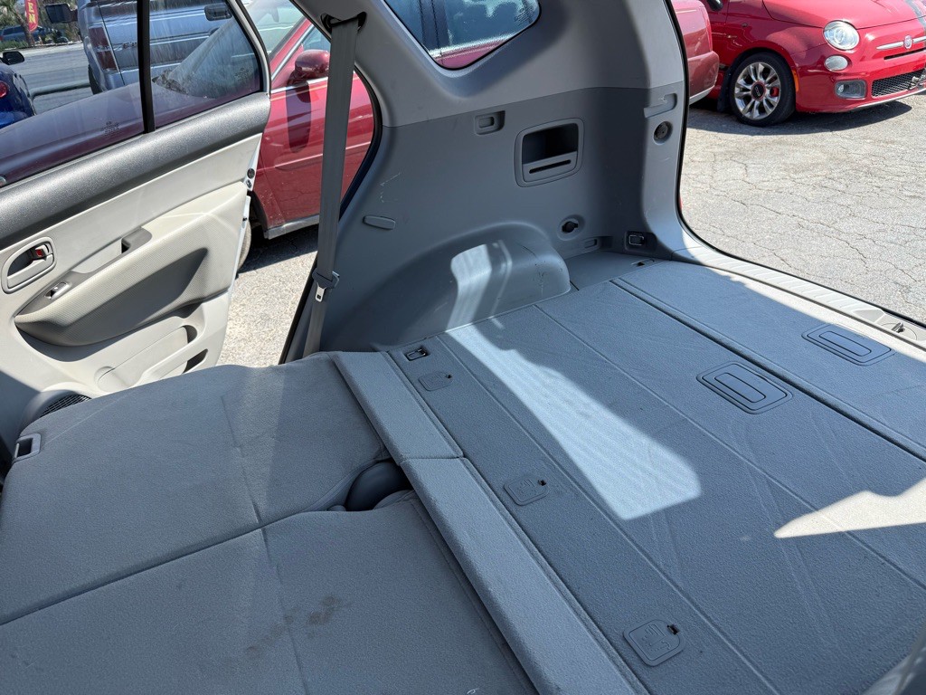 2008 Kia Rondo Image 17