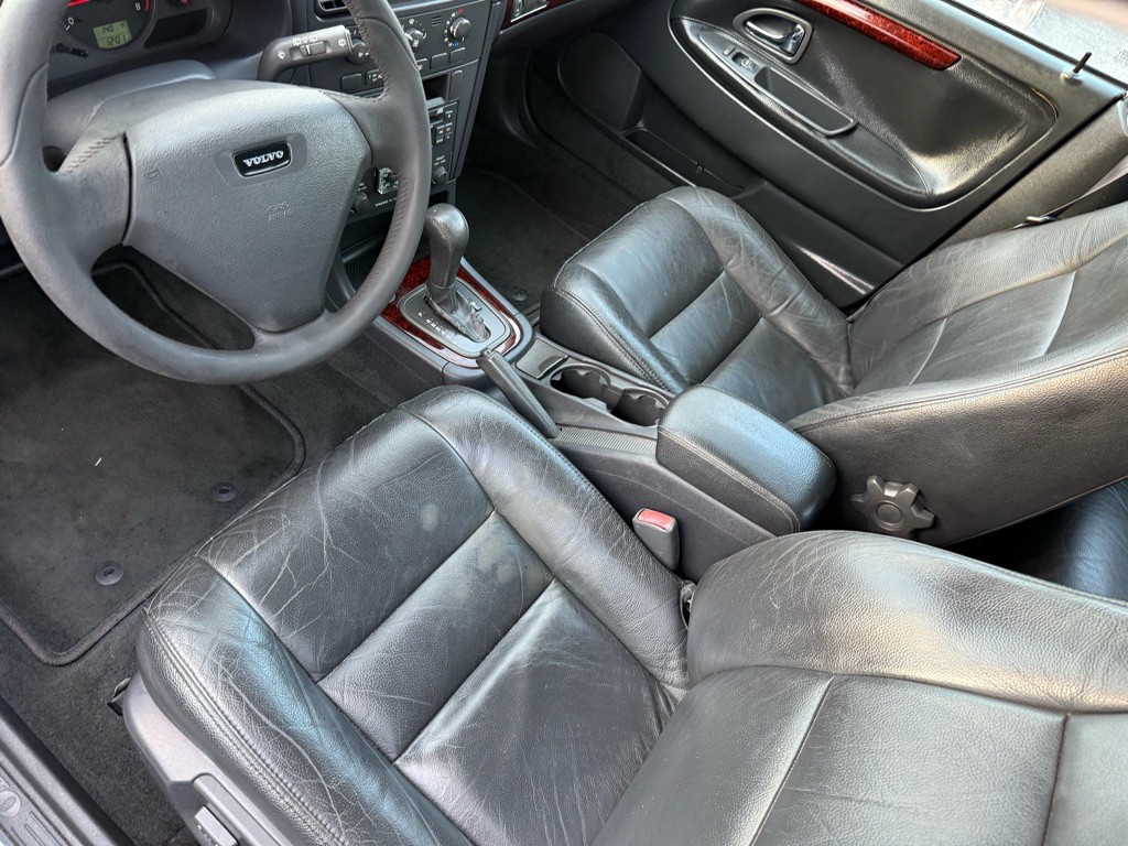 2004 Volvo V40 Image 7