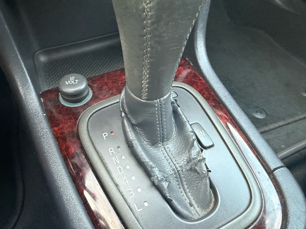 2004 Volvo V40 Image 29