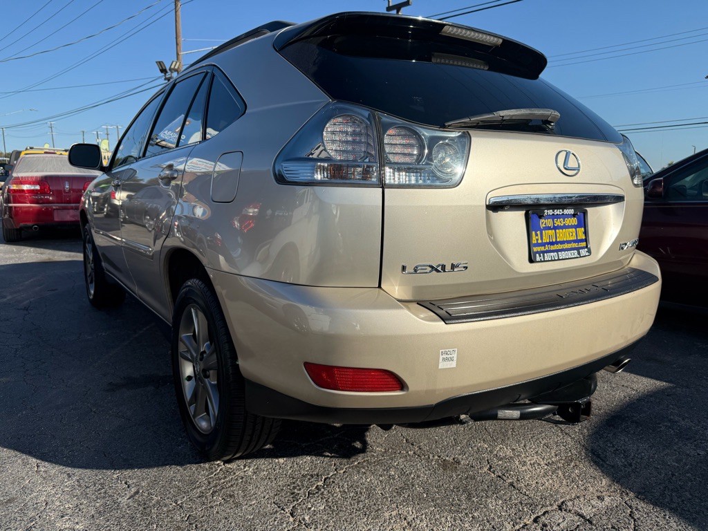 2006 Lexus RX Image 2