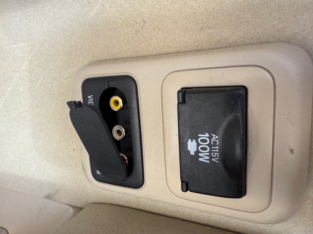 2006 Lexus RX Image 30