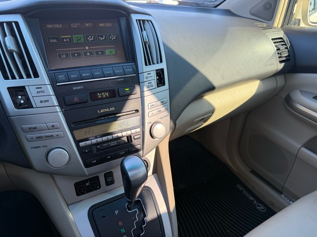 2006 Lexus RX Image 33