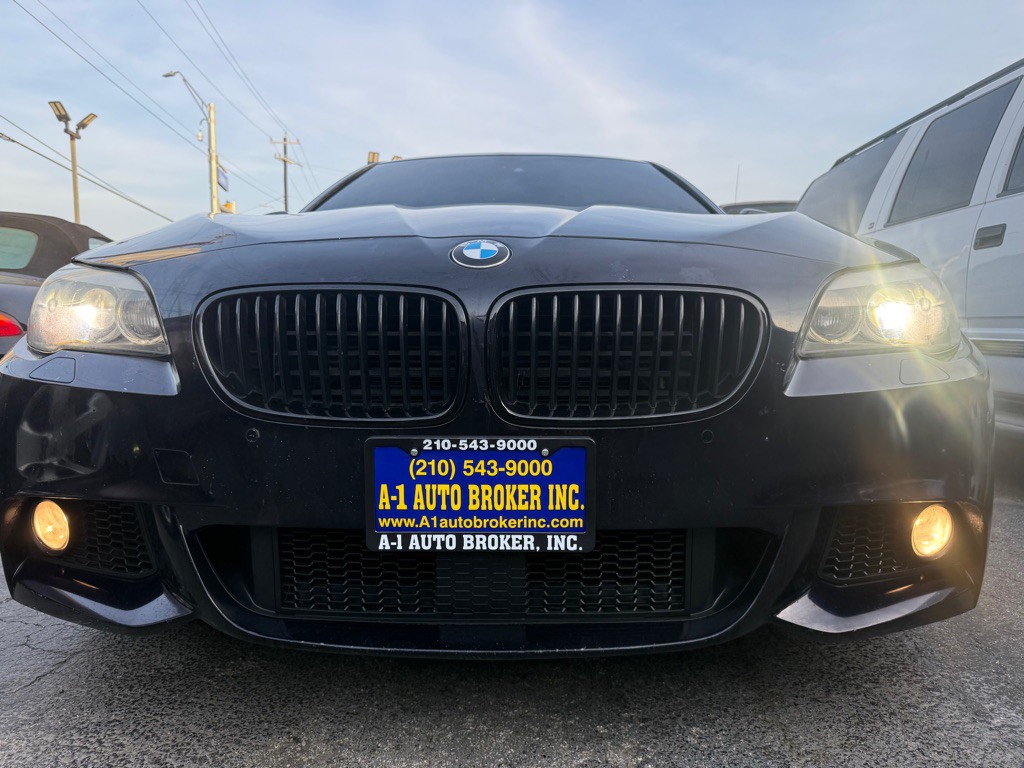 2011 BMW 5 Series Image 6