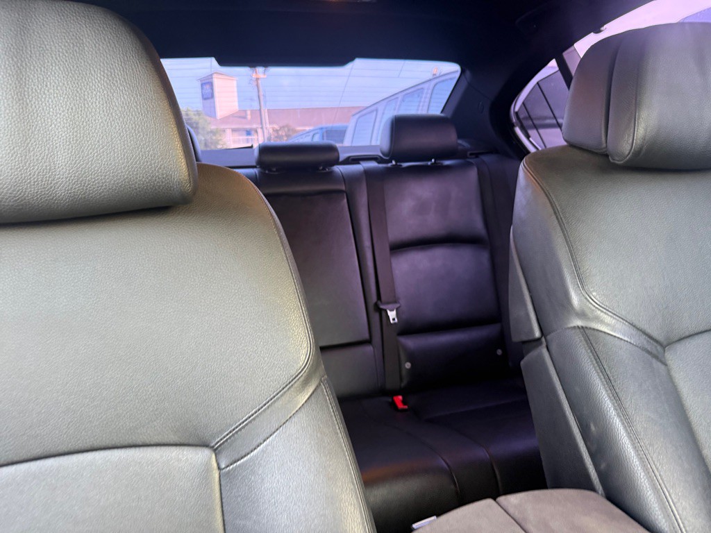 2011 BMW 5 Series Image 19