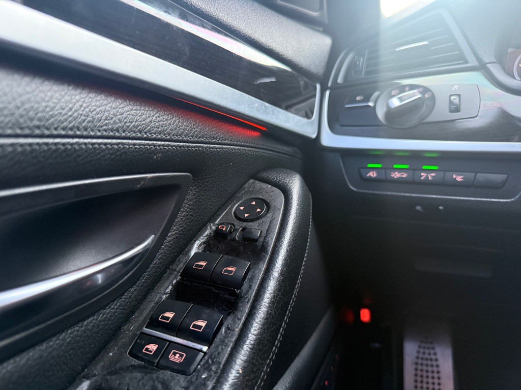 2011 BMW 5 Series Image 41