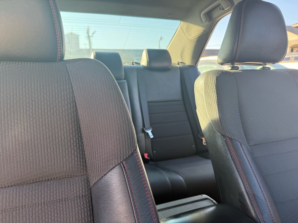 2016 Toyota Camry Image 15
