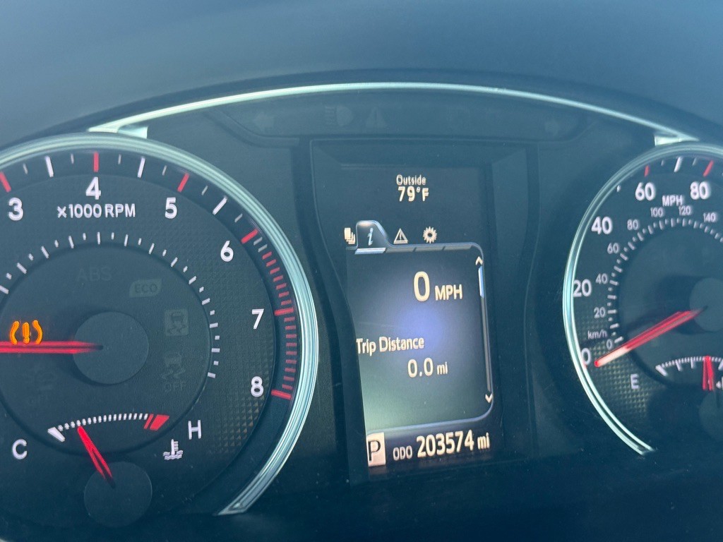 2016 Toyota Camry Image 27