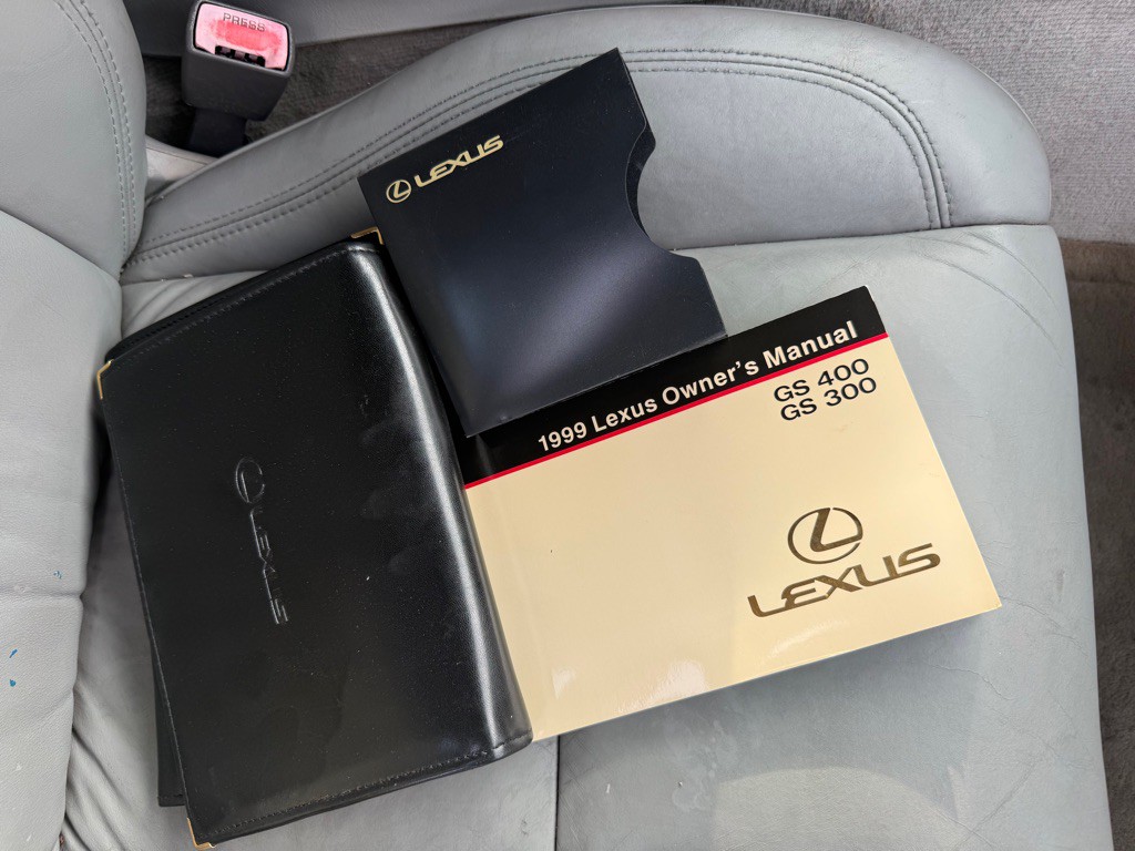 1999 Lexus GS Image 15