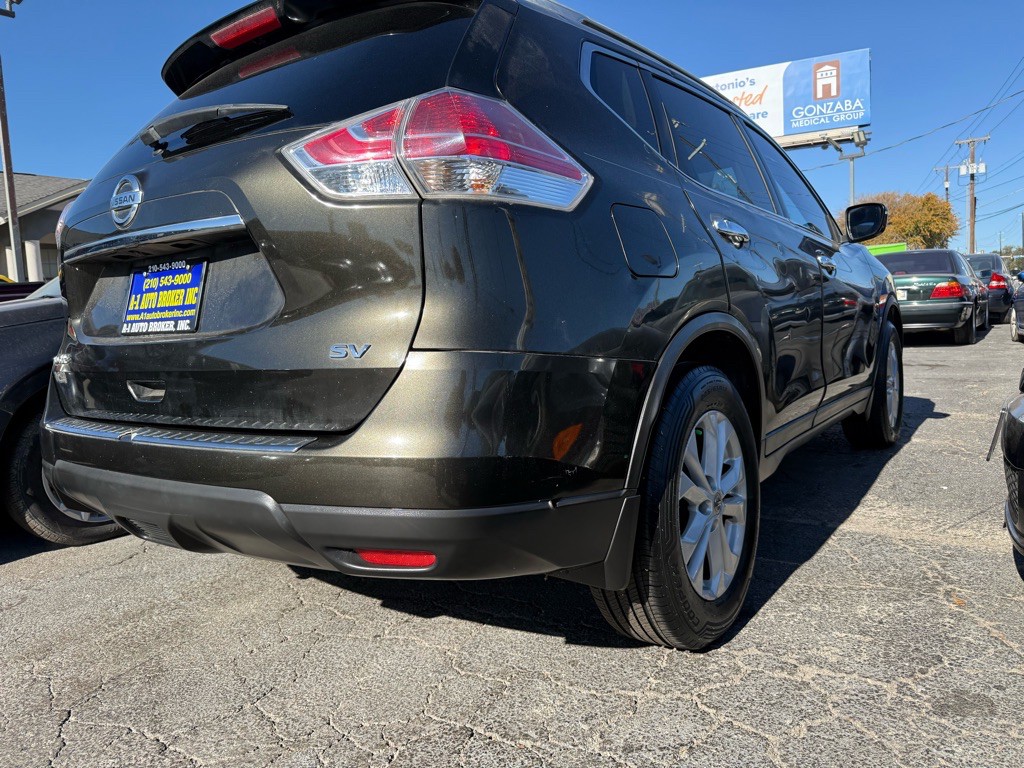 2015 Nissan Rogue Image 4