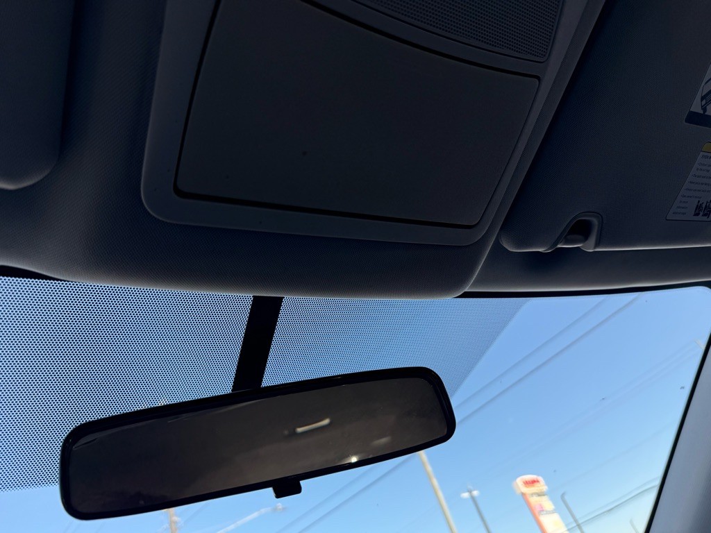 2015 Nissan Rogue Image 11