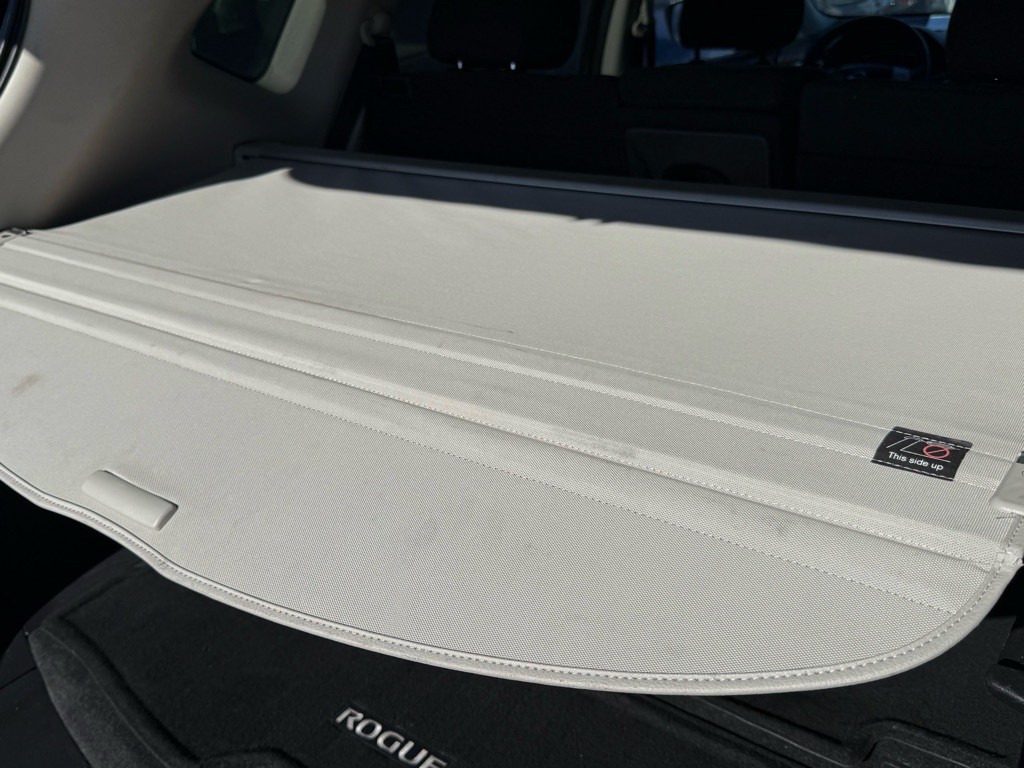 2015 Nissan Rogue Image 21