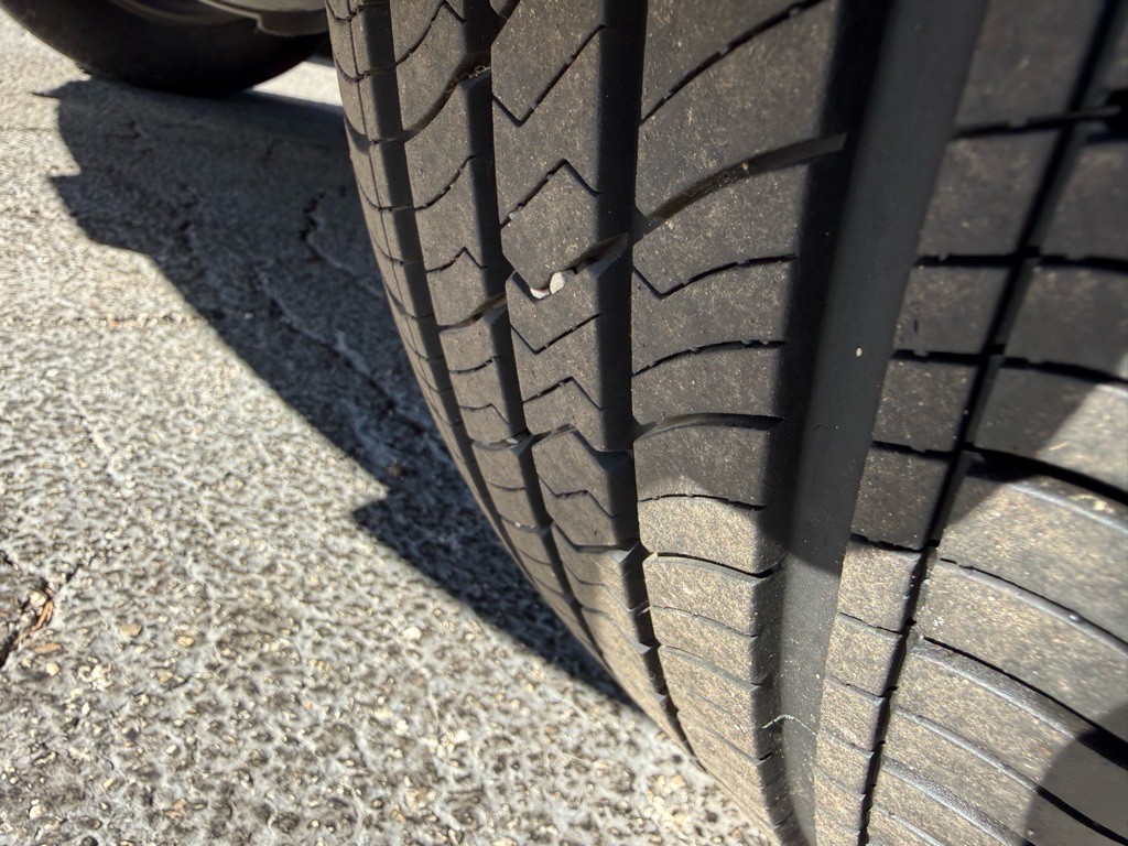 2015 Nissan Rogue Image 23