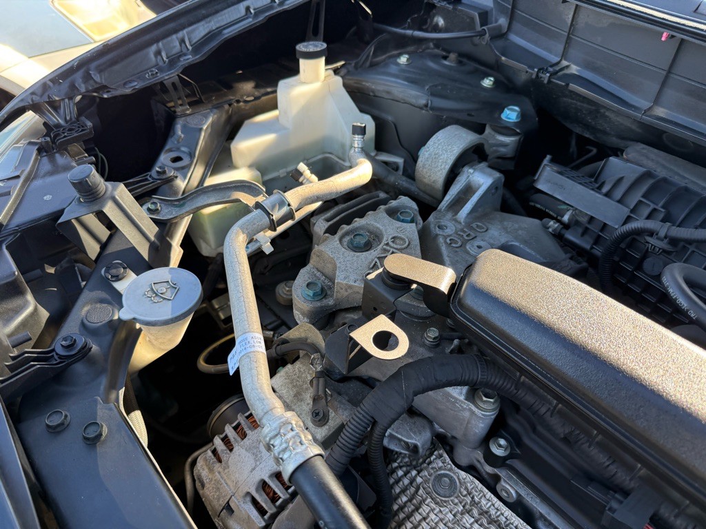 2015 Nissan Rogue Image 30