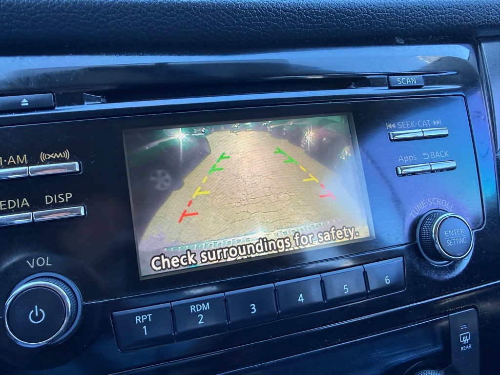 2015 Nissan Rogue Image 31