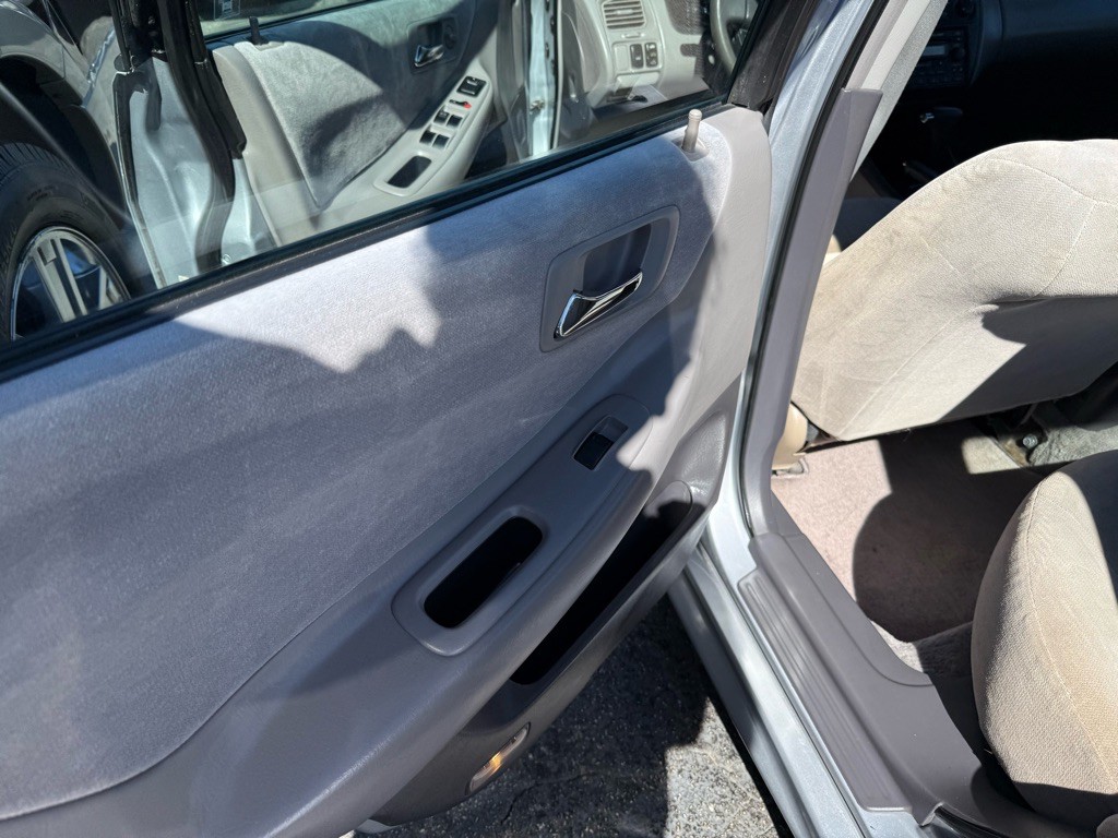 2002 Honda Accord Image 34