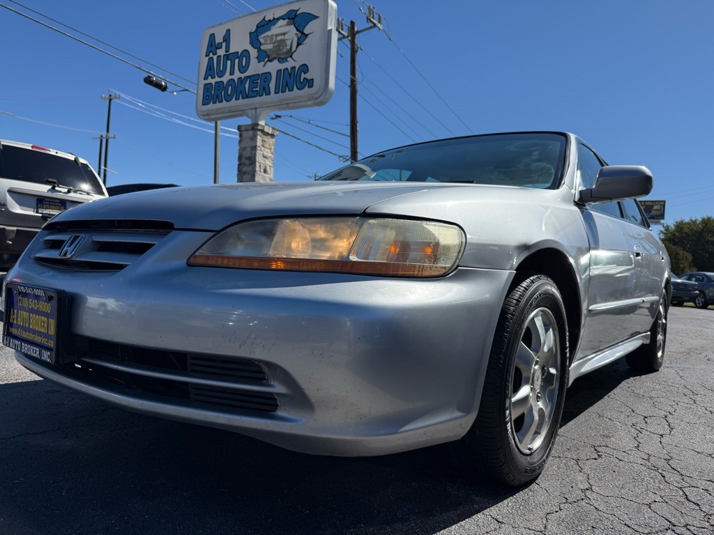 2002 Honda Accord Image 1