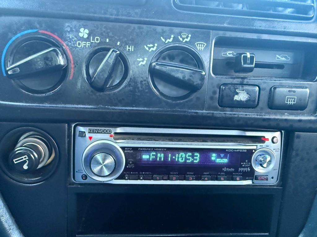 1993 Toyota Camry Image 28