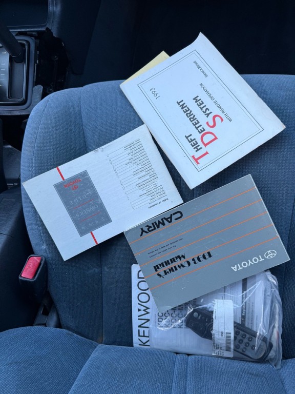 1993 Toyota Camry Image 33