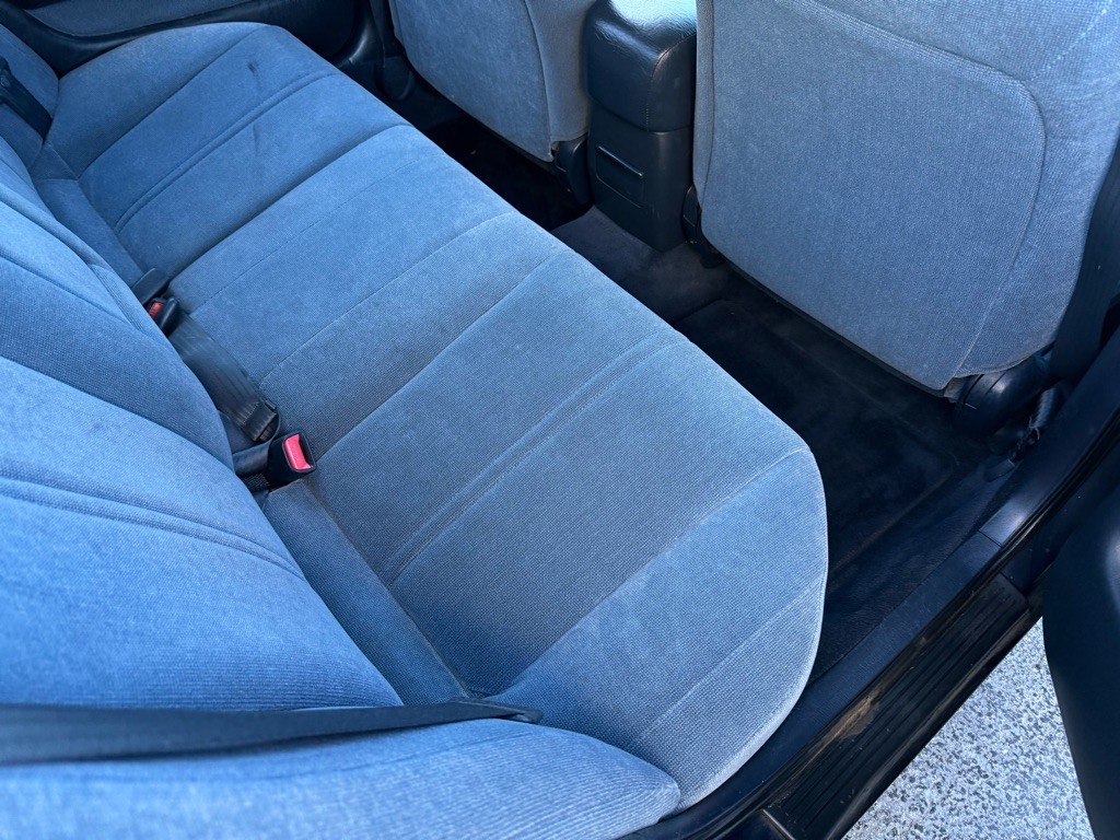 1993 Toyota Camry Image 36