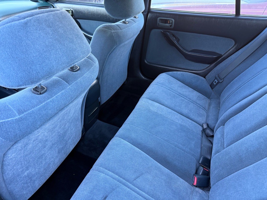 1993 Toyota Camry Image 37