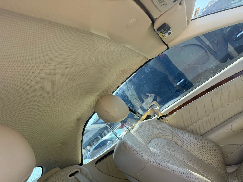 2009 Mercedes-Benz CLK-Class Image 18