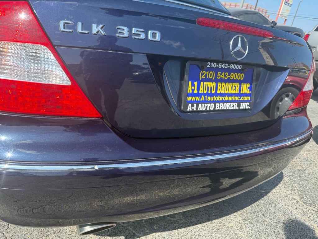 2009 Mercedes-Benz CLK-Class Image 26