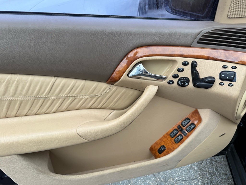 2002 Mercedes-Benz S-Class Image 17