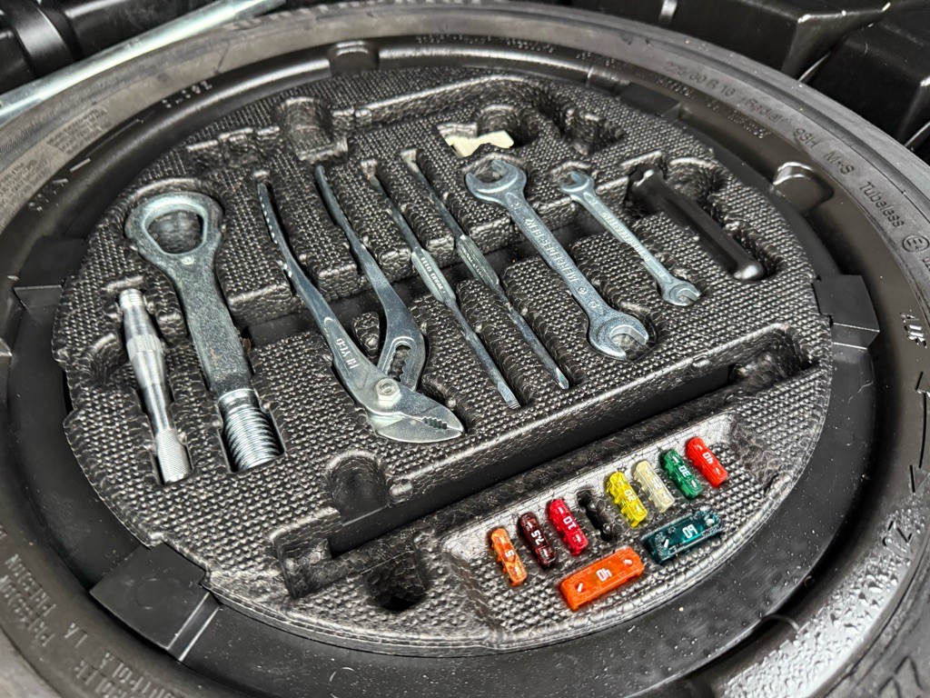 2002 Mercedes-Benz S-Class Image 23