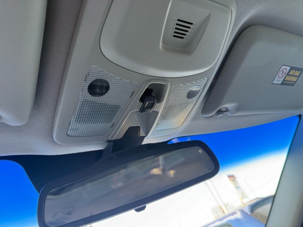 2004 Volvo XC70 Image 29