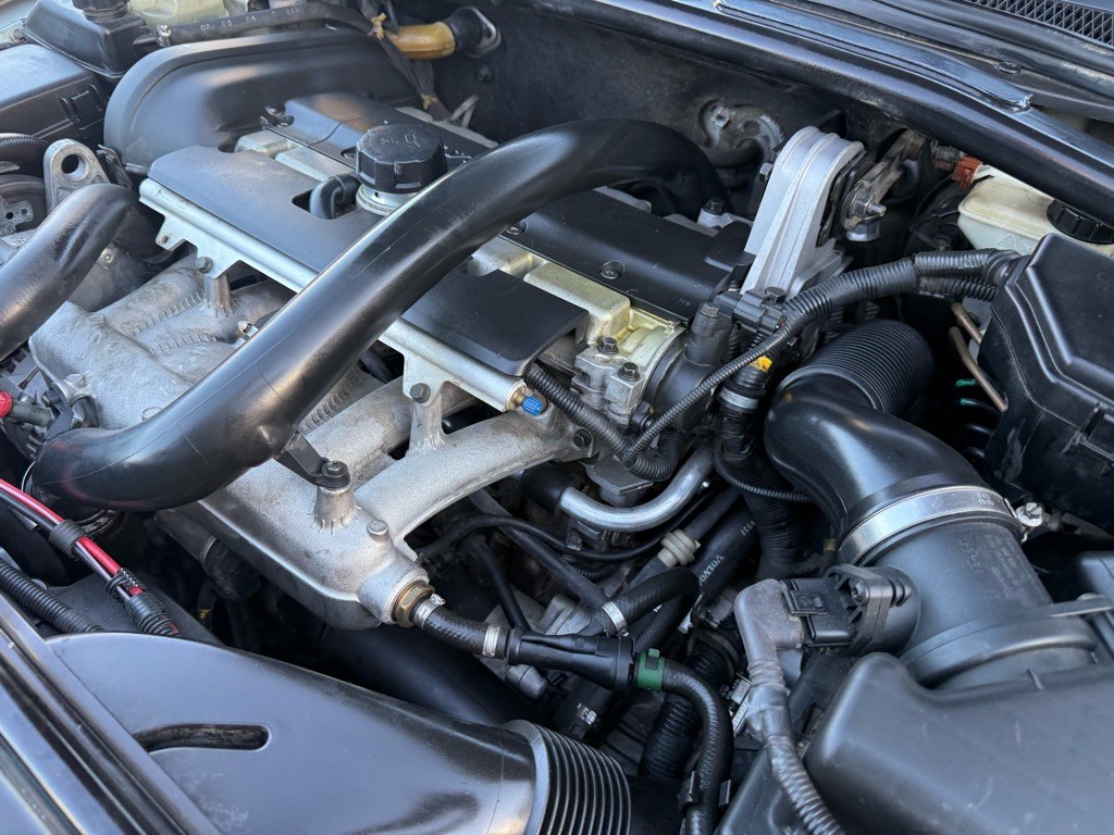 2004 Volvo XC70 Image 33