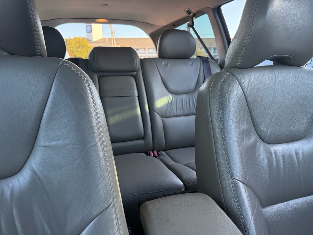 2004 Volvo XC70 Image 46